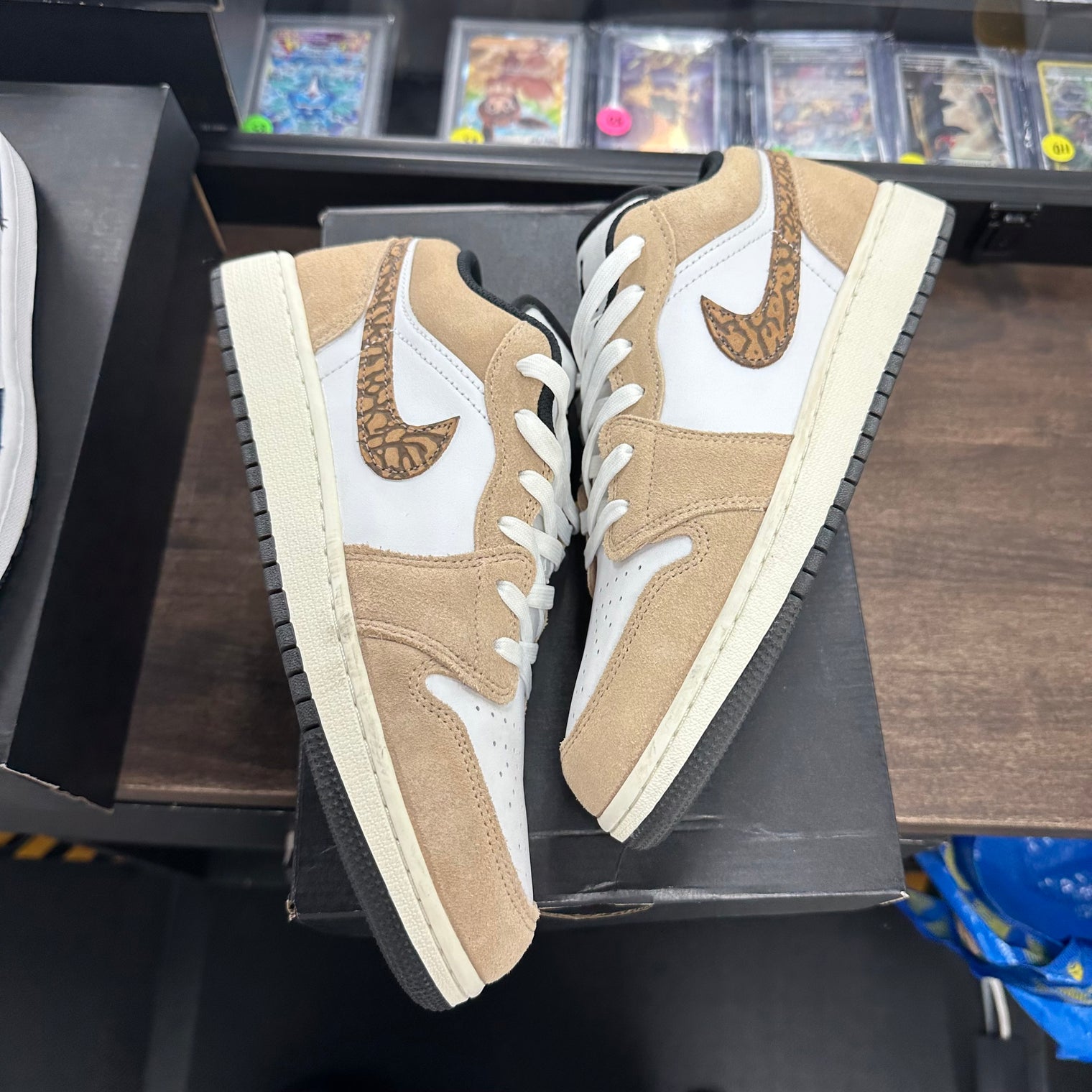 Brown Elephant Jordan 1 Low SE (GS) (USED)