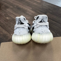 Zebra Yeezy 350 (USED,No Box)