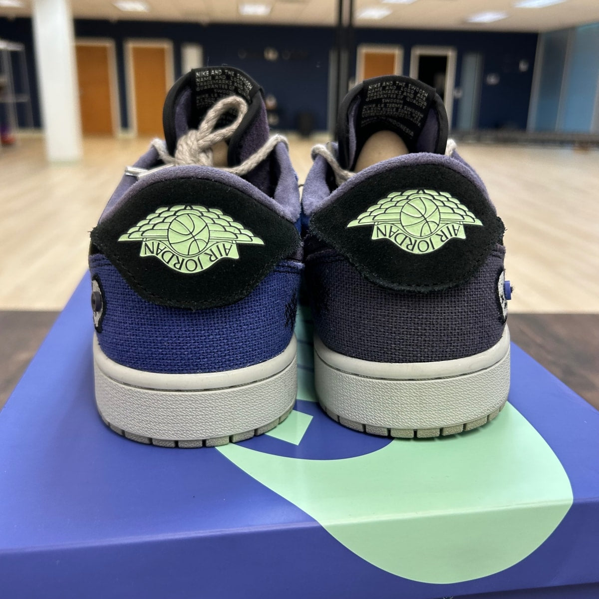 Jordan 1 Retro Low OG Zion Williamson Voodoo Alternate - Image 4