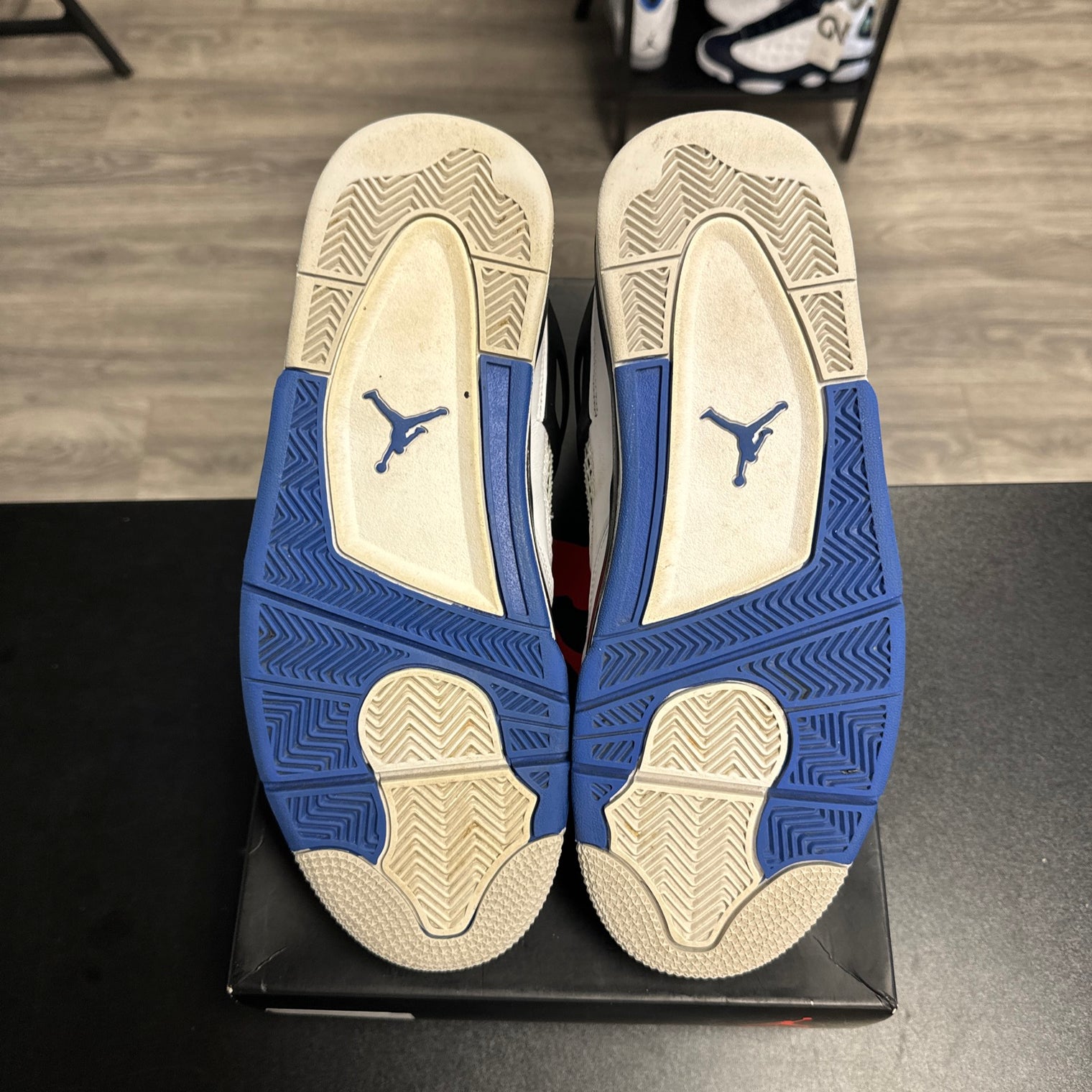 Jordan 4 Retro Mid Motorsports (USED)