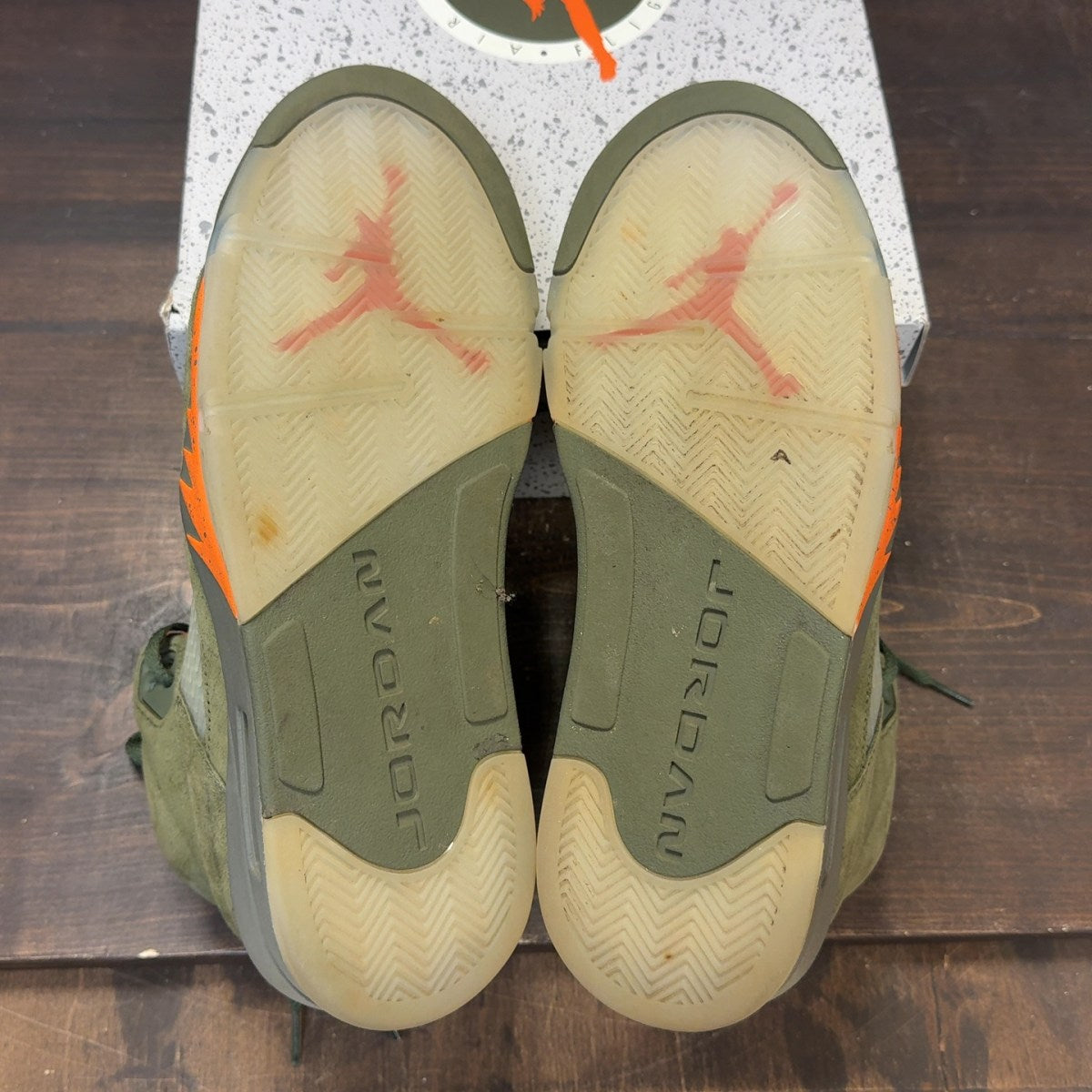 Jordan 5 Retro Olive (2024) - Image 9