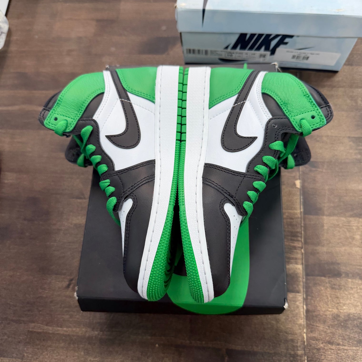 Lucky Green Jordan 1 High (GS) (USED)