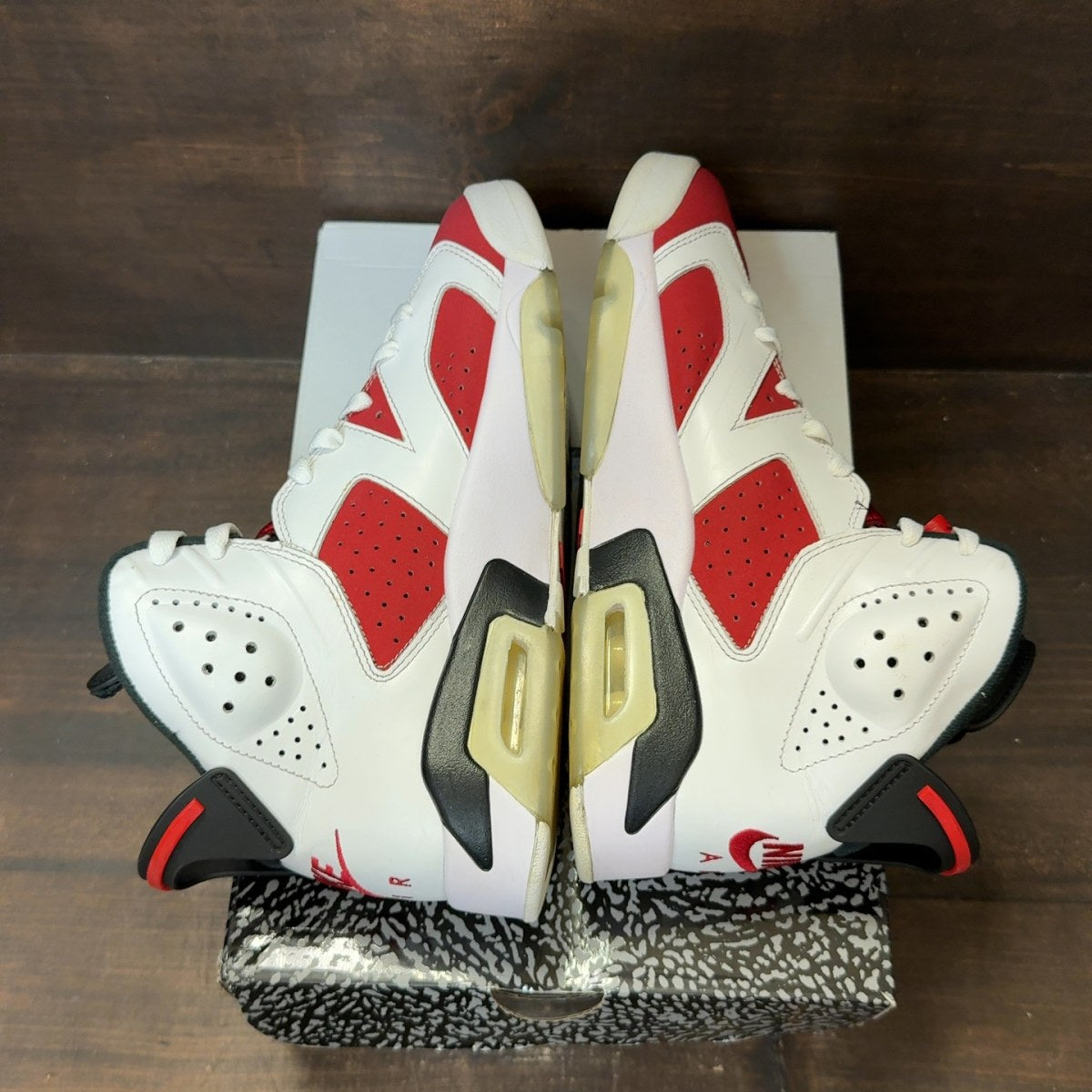 Jordan 6 Retro Carmine (2021) Size 8 (Pre-Owned) - Image 5