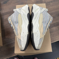 Cream Yeezy 700 V2 (USED, No Box)