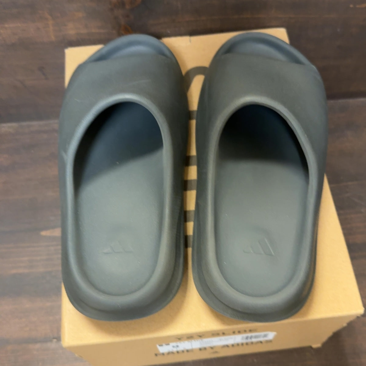 adidas Yeezy Slide Slate Grey - Image 4