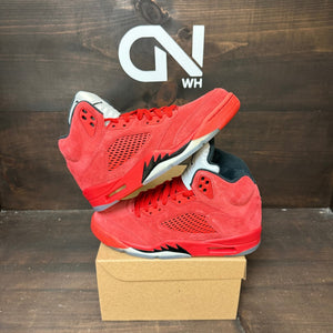 Jordan 5 Retro Red Suede Size 7 (Pre-Owned) - Image 1