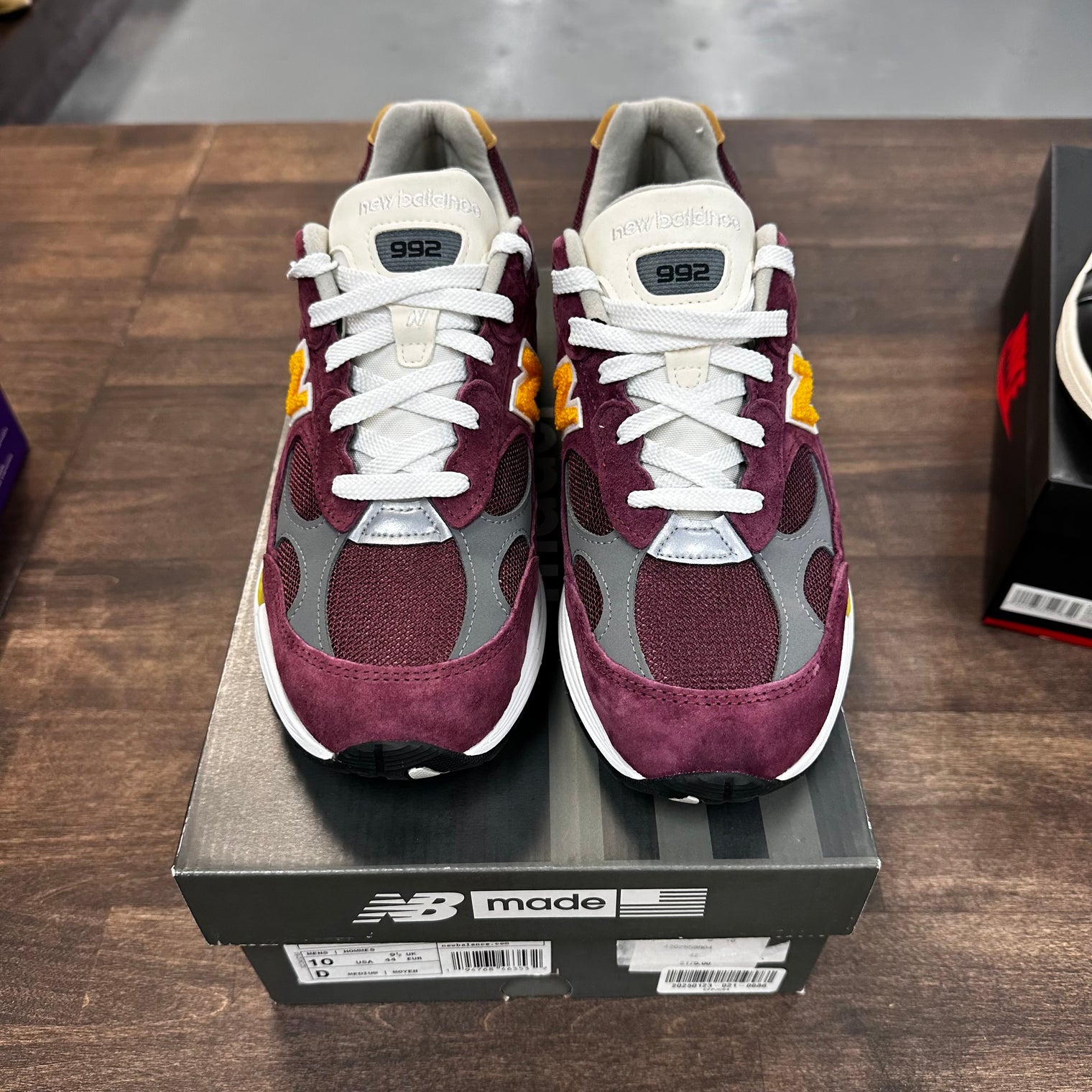 Burgundy Gold New Balance 992 (USED)