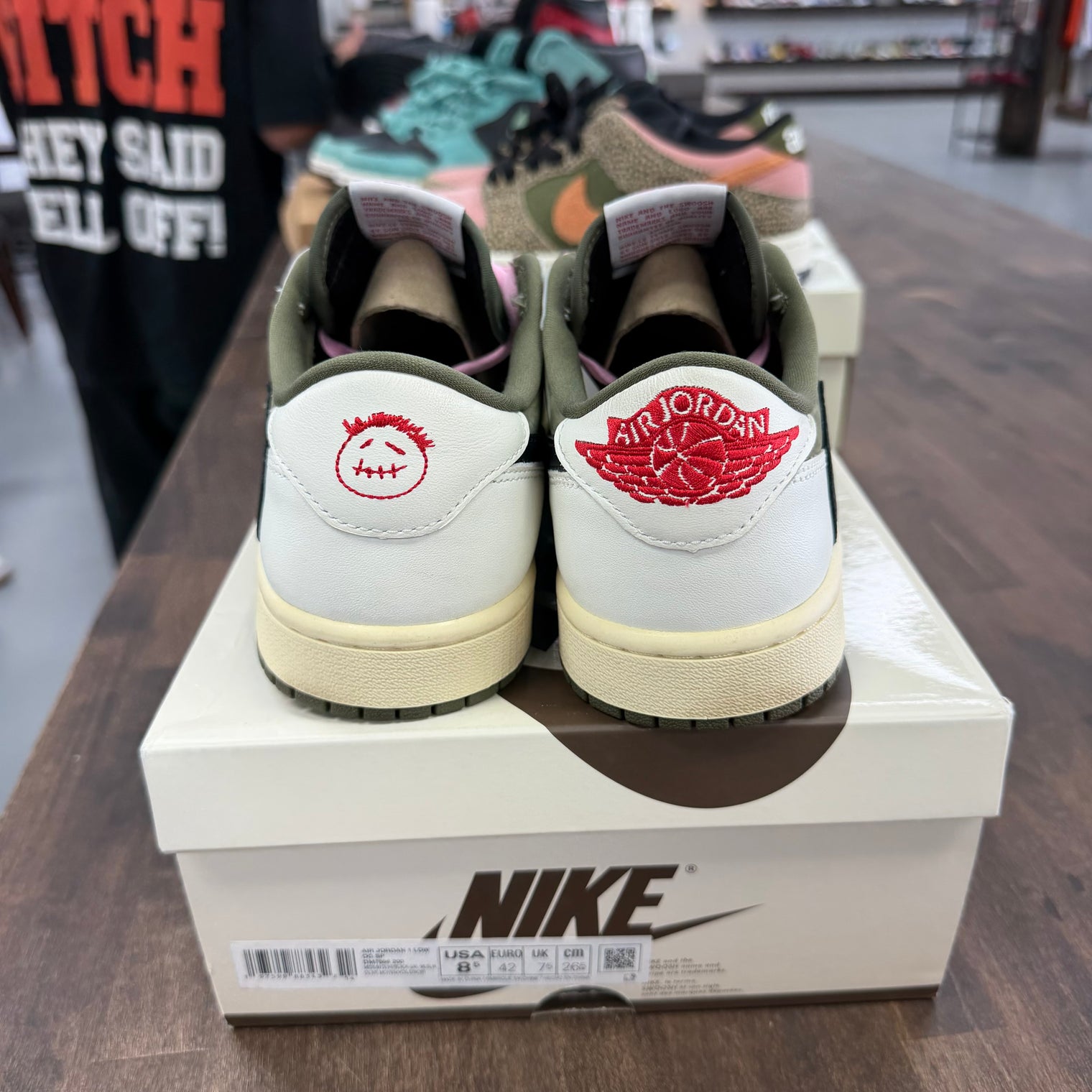 Travis Scott Medium Olive Jordan 1 Low OG (USED)