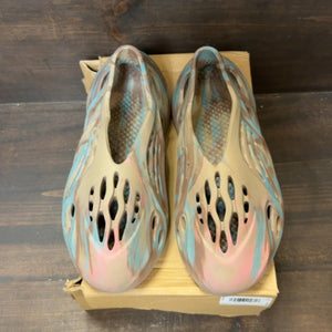 adidas Yeezy Foam RNNR MX Sand Grey Size 7 (Pre-Owned)