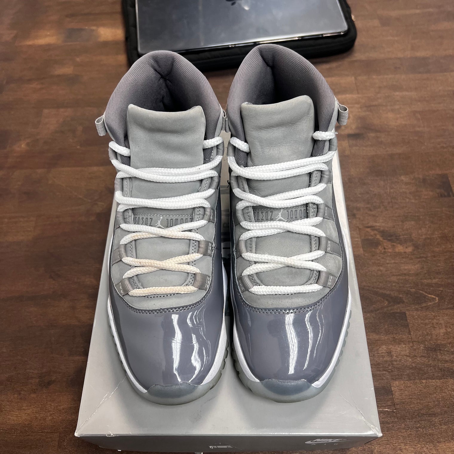 Cool Grey Jordan 11 (USED)