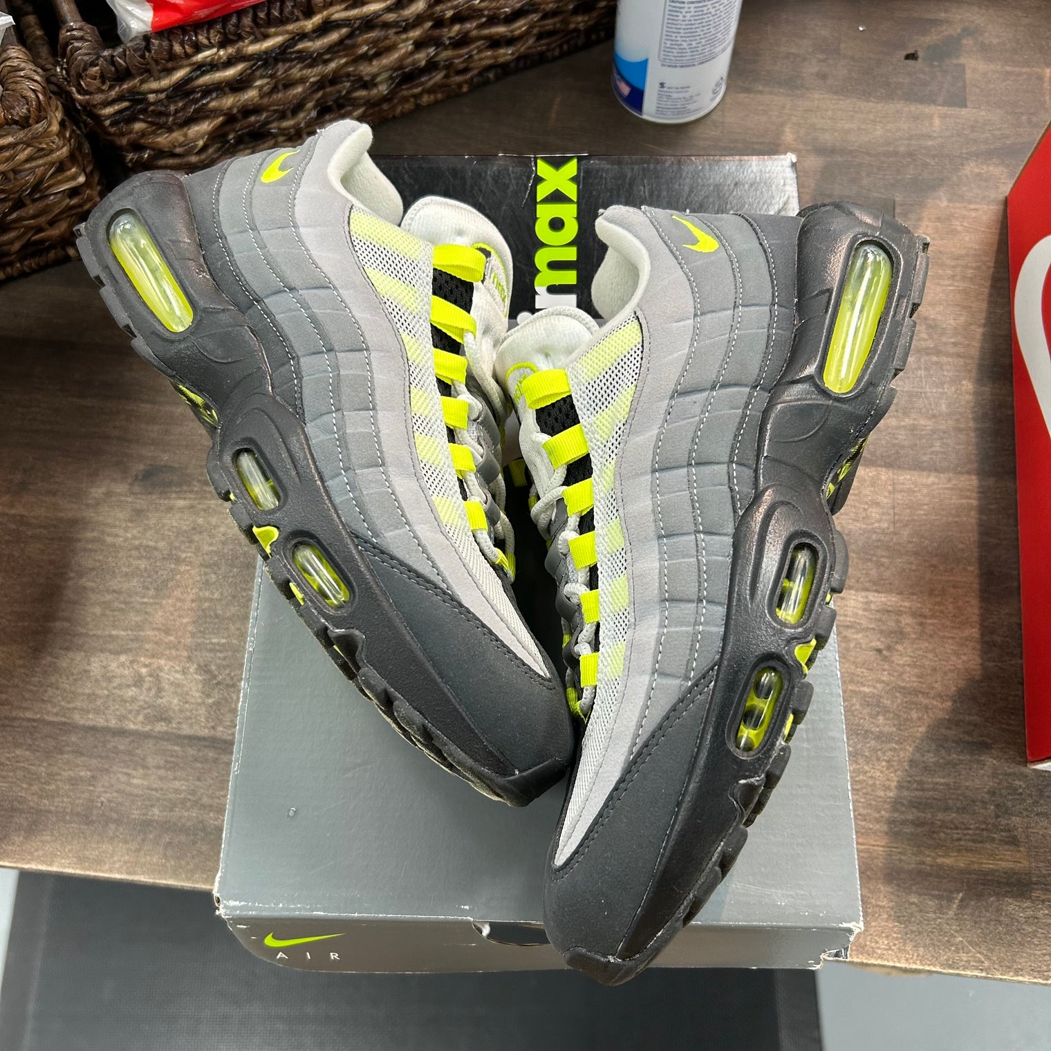 Neon 95 OG Air Max 95 (2020) (USED)