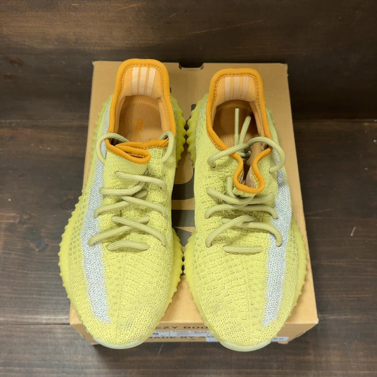 adidas Yeezy Boost 350 V2 Marsh Size 5 (Pre-Owned) - tag