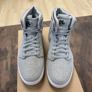 Jordan 1 Zoom CMFT Metallic Silver (Women's) Size 10.5W (Pre-Owned) - Image 2