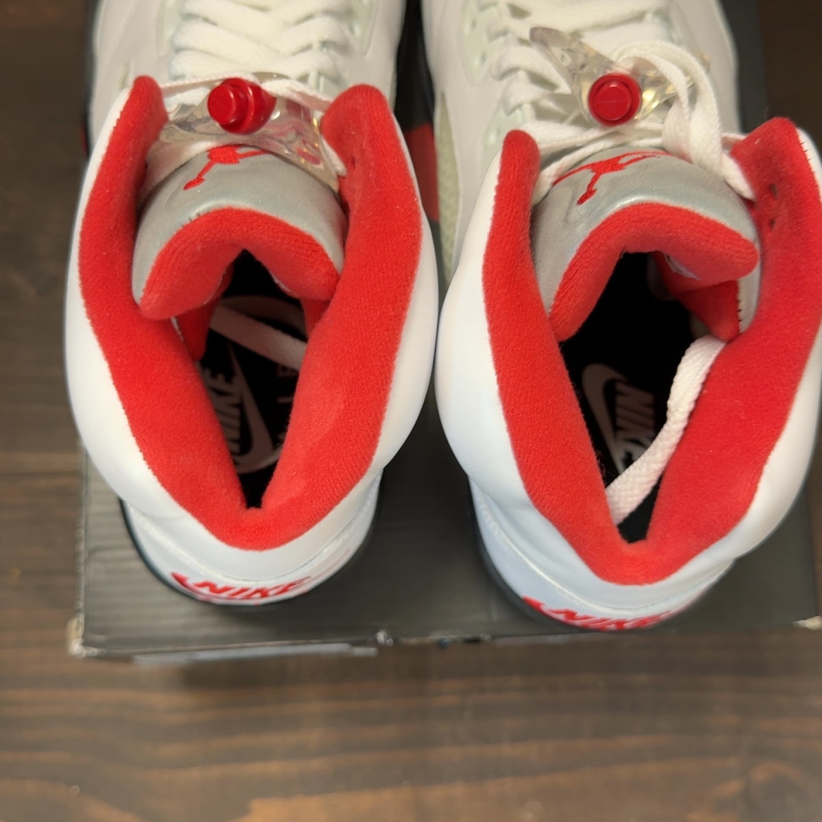 Jordan 5 Retro Fire Red Silver Tongue (2020) - Image 6