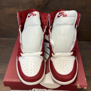 Jordan 1 Retro High OG Artisanal Team Red (GS) Size 3.5Y - Image 3