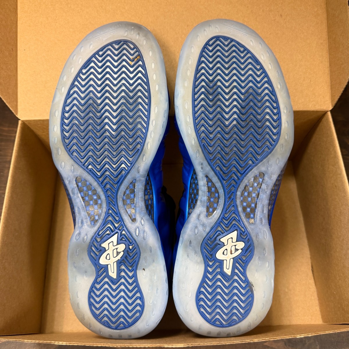 Nike Air Foamposite One International Blue Size 11 (Pre-Owned) - Image 6