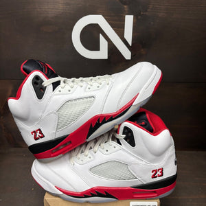 Jordan 5 Retro Fire Red Black Tongue (2025) Size 11 (Pre-Owned) - front
