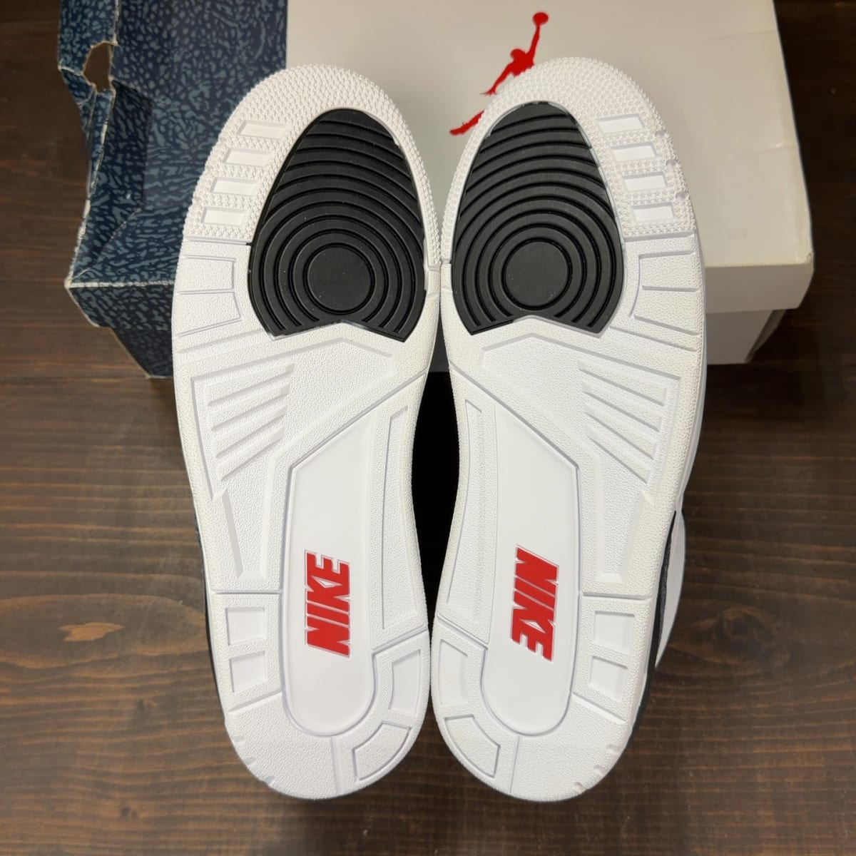 Jordan 3 Retro SE Fire Red Denim (2020) Size 13 - aux