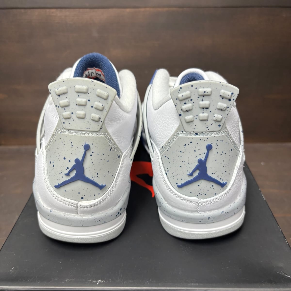 Jordan 4 Retro Midnight Navy (GS) Size 6.5Y (Pre-Owned) - sole