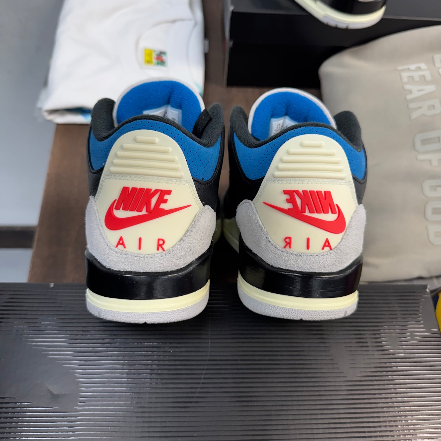 Rare Air Jordan 3 Retro (USED)