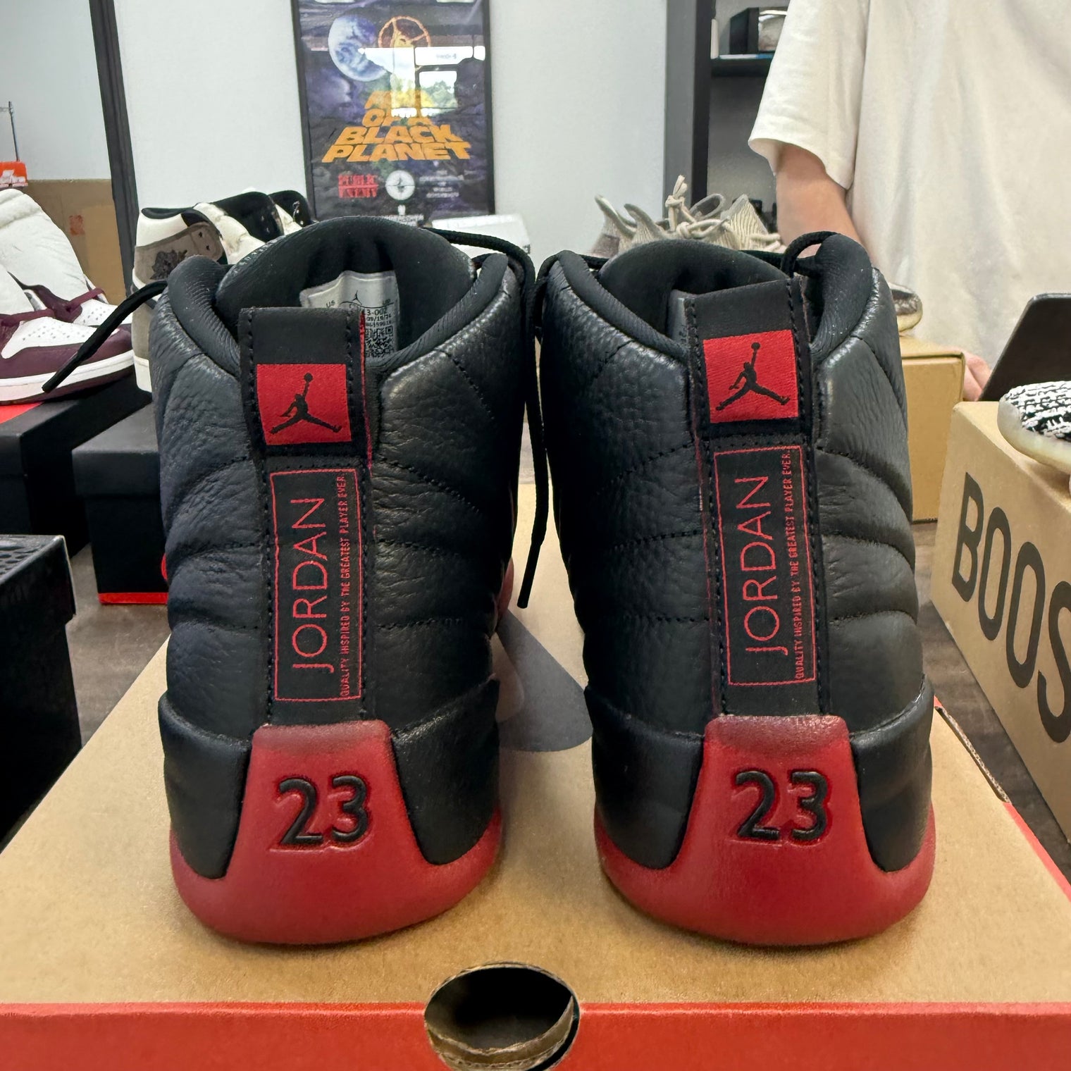 Flu Game Jordan 12 Retro (Lightly worn)