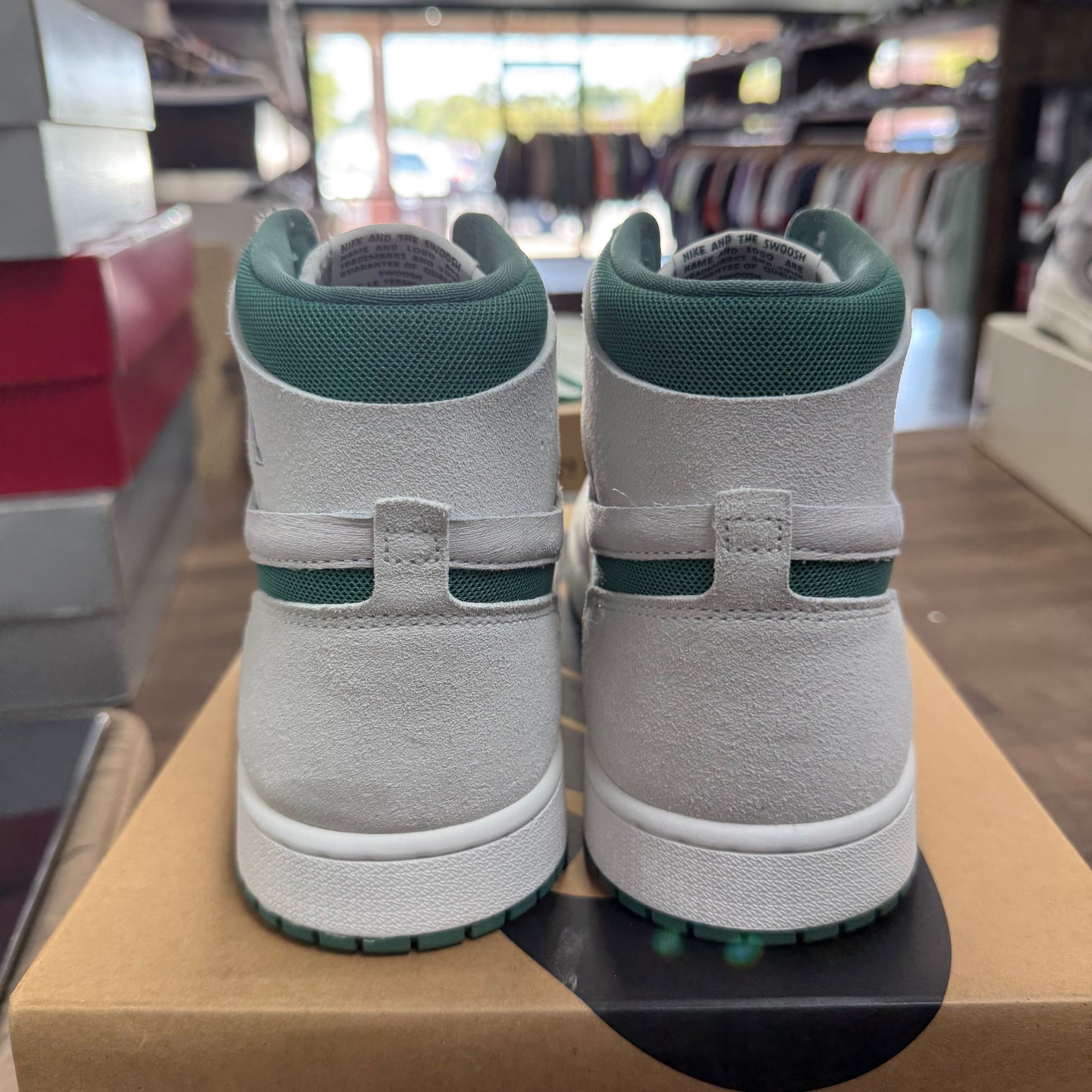 Bicoastal Jordan 1 High Zoom Air CMFT 2 (USED)