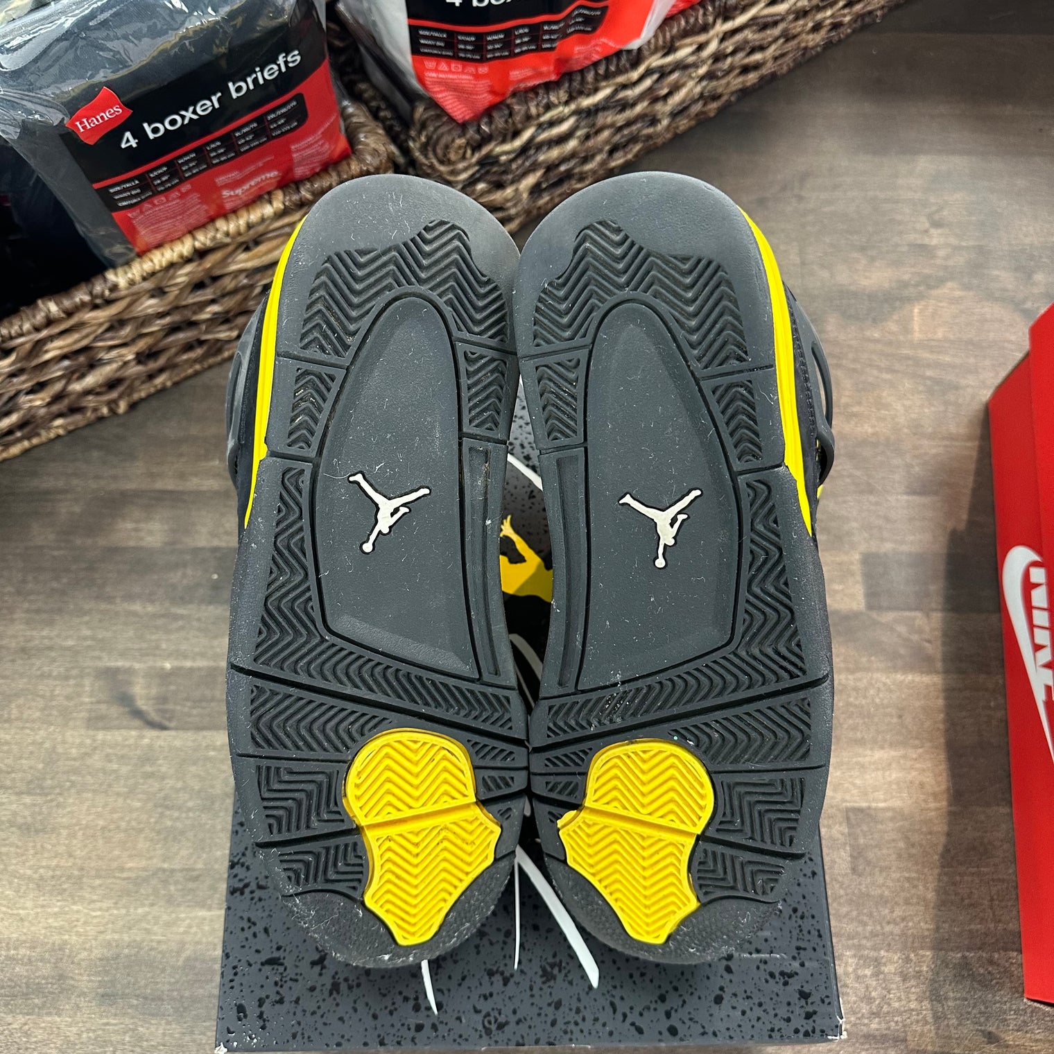 Yellow Thunder Jordan 4 Retro (2023) (USED)