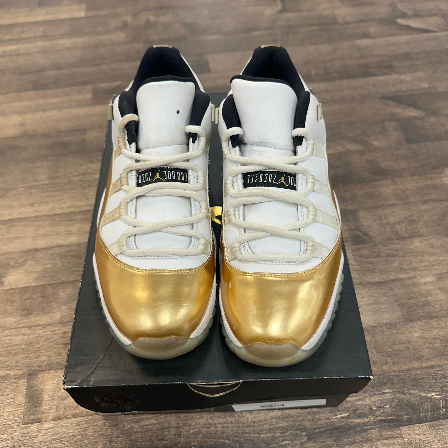 Closing Ceremony Jordan 11 Low (USED)