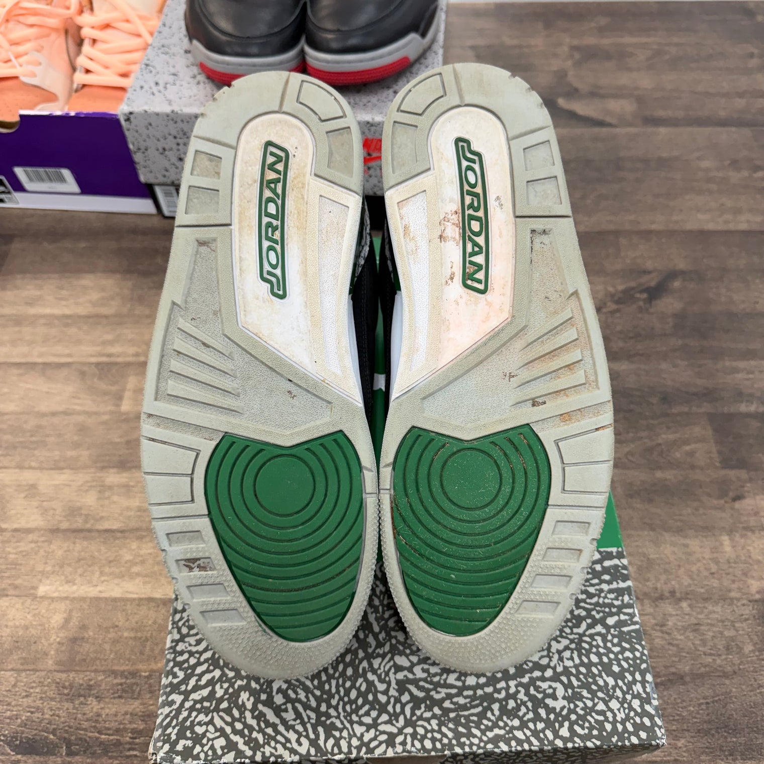 Pine Green Jordan 3 Retro (USED)