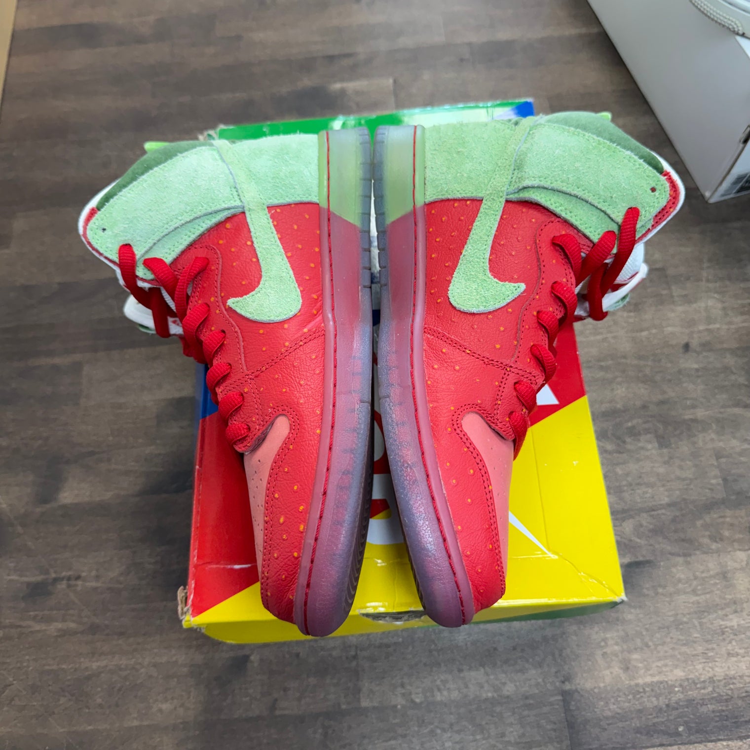 Strawberry Cough Nike SB Dunk High (Lightly Worn)