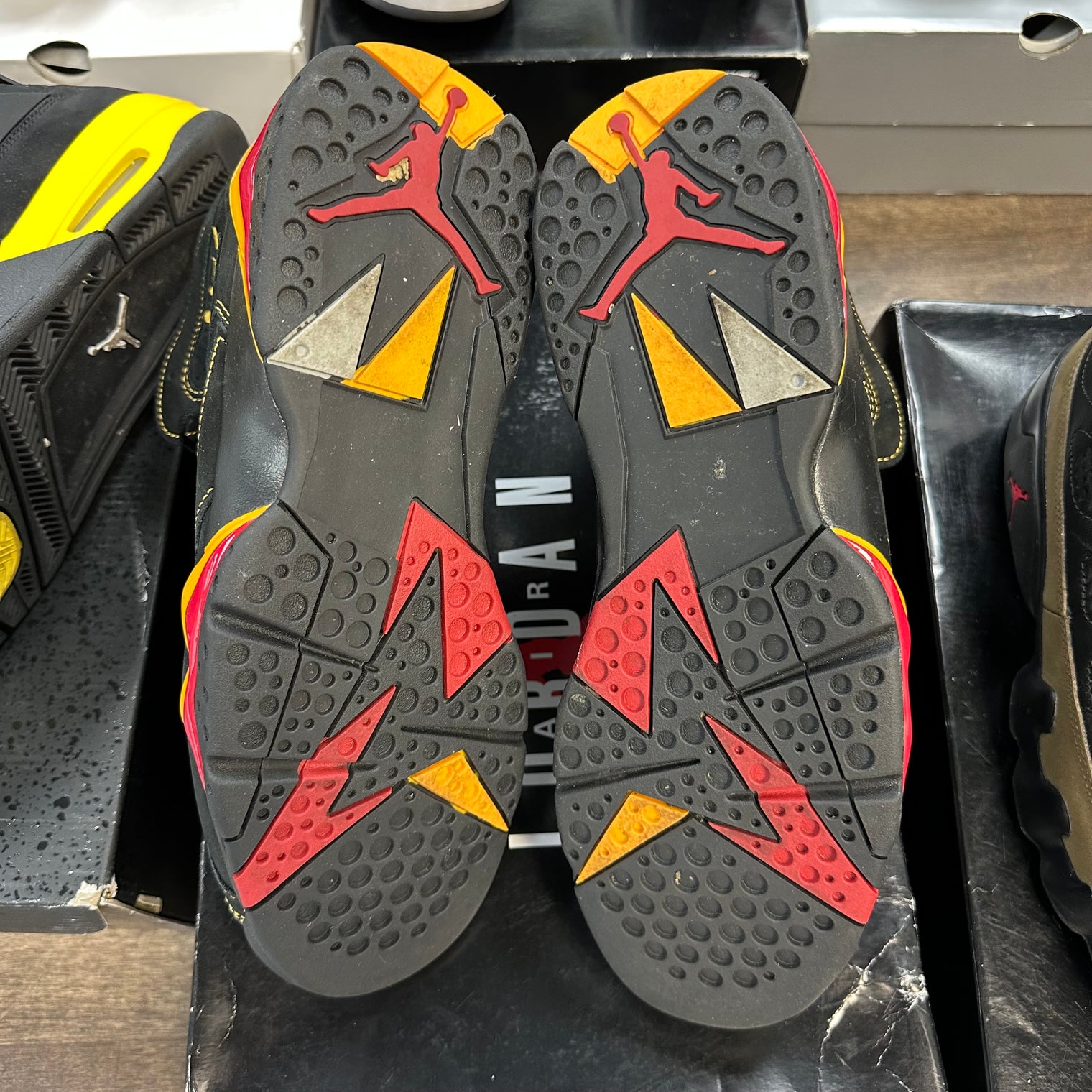 Citrus Jordan 7 Retro (USED)
