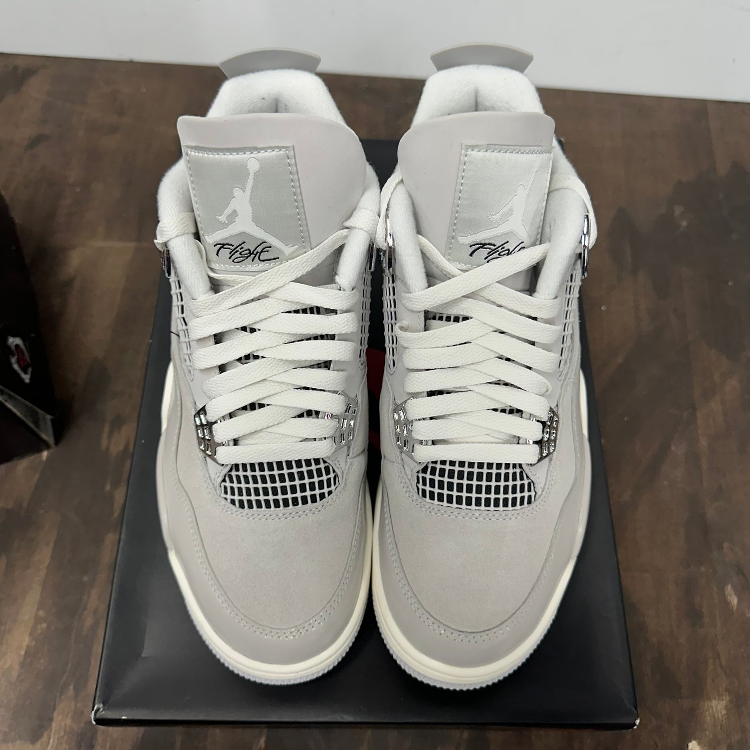 Frozen Moment Jordan 4 (W) (USED)