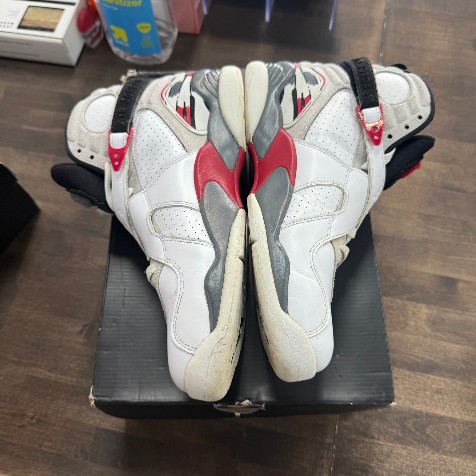 Bugs Bunny Jordan 8 Retro (2013) (USED)