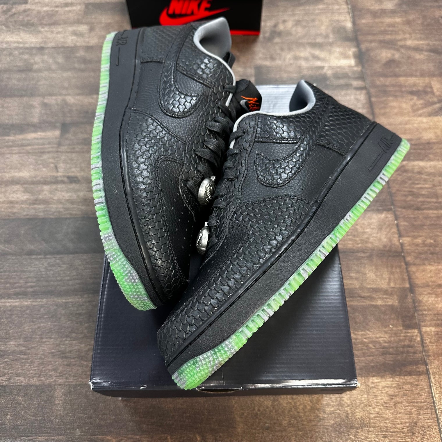 Nike Air Force 1 Halloween Headless Horseman (USED)