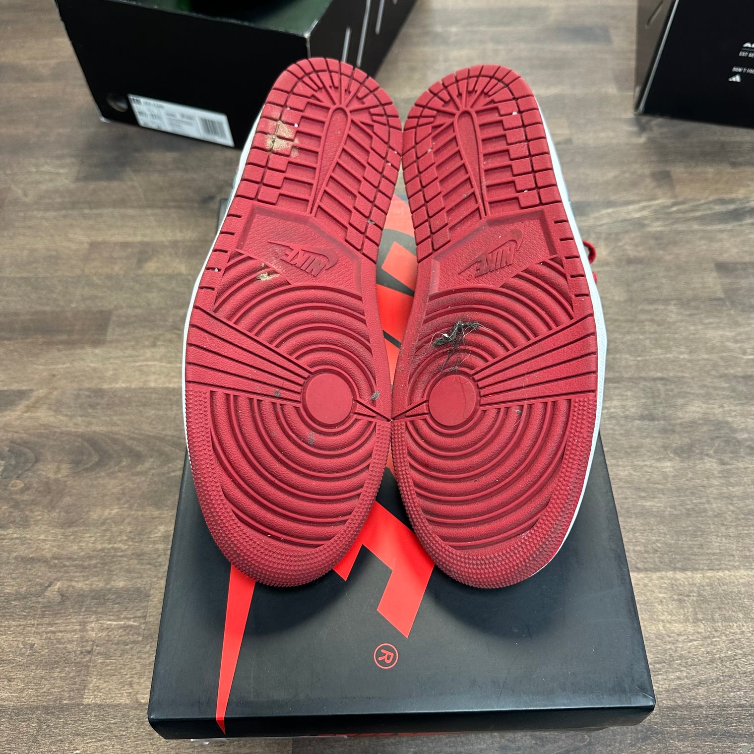 Black Toe Jordan 1 Low OG (USED)