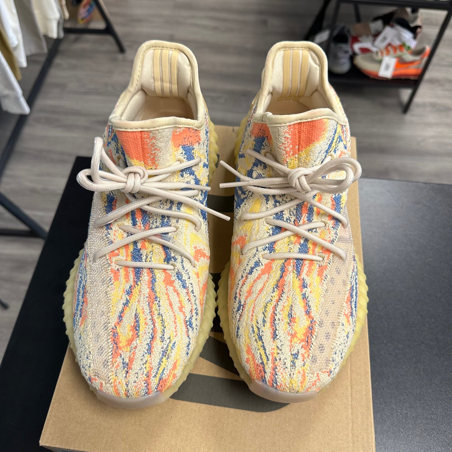 MX Oat Yeezy Boost 350 V2 (USED)