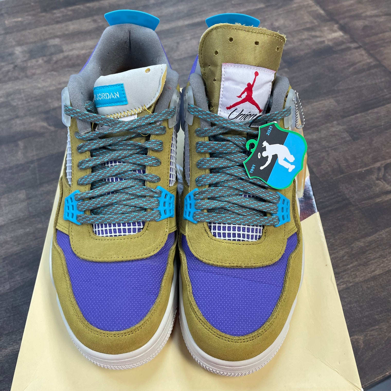 Union Moss Jordan 4 (USED)
