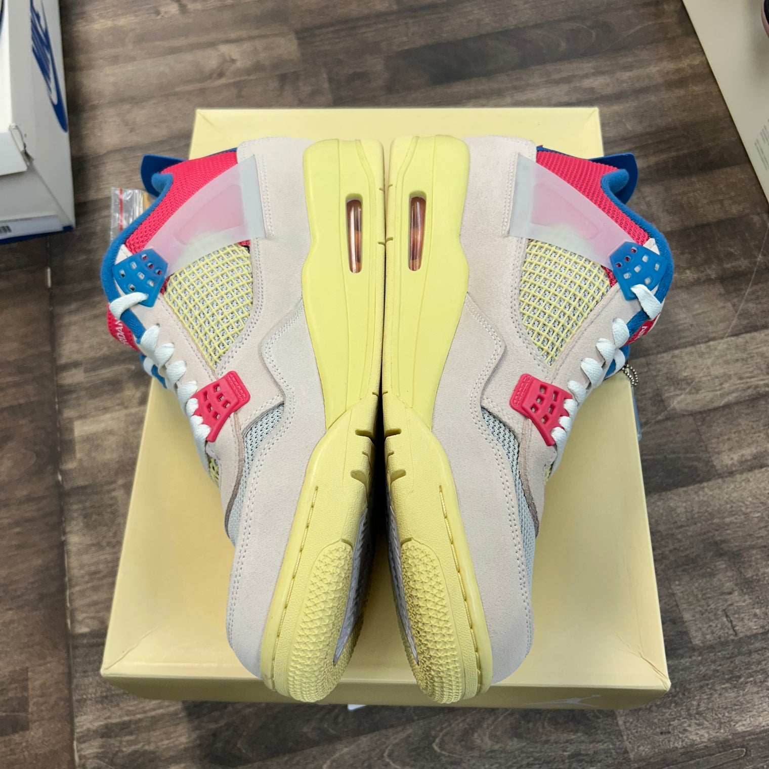 Guava Ice Union LA Jordan 4 Retro SP (USED)