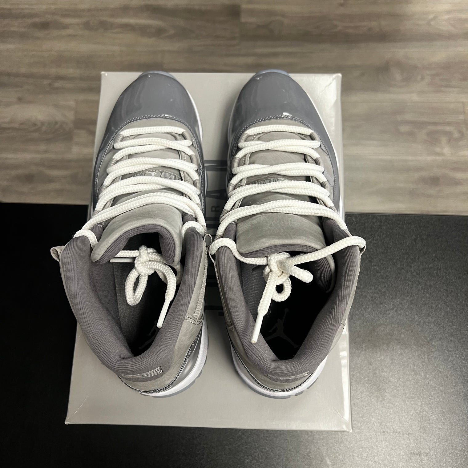 Cool Grey Jordan 11 (USED)