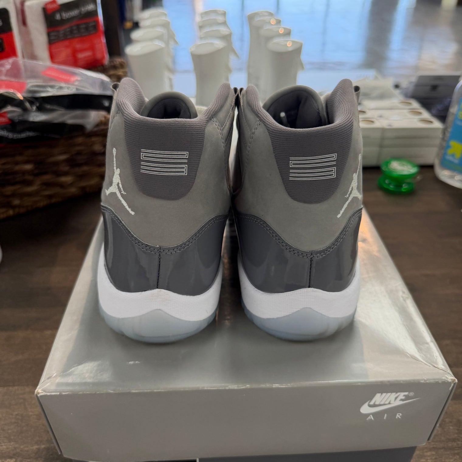 Cool Grey Jordan 11 Retro (2021) (USED)