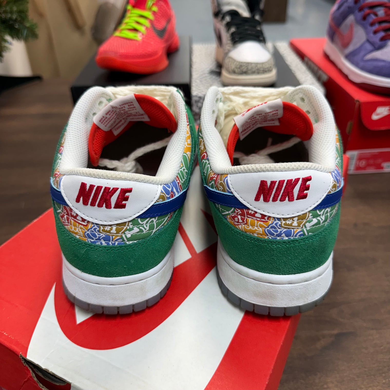 Foam Finger Nike Dunk Low (USED)
