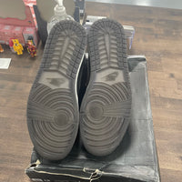Holiday Jordan 1 Mid (USED)