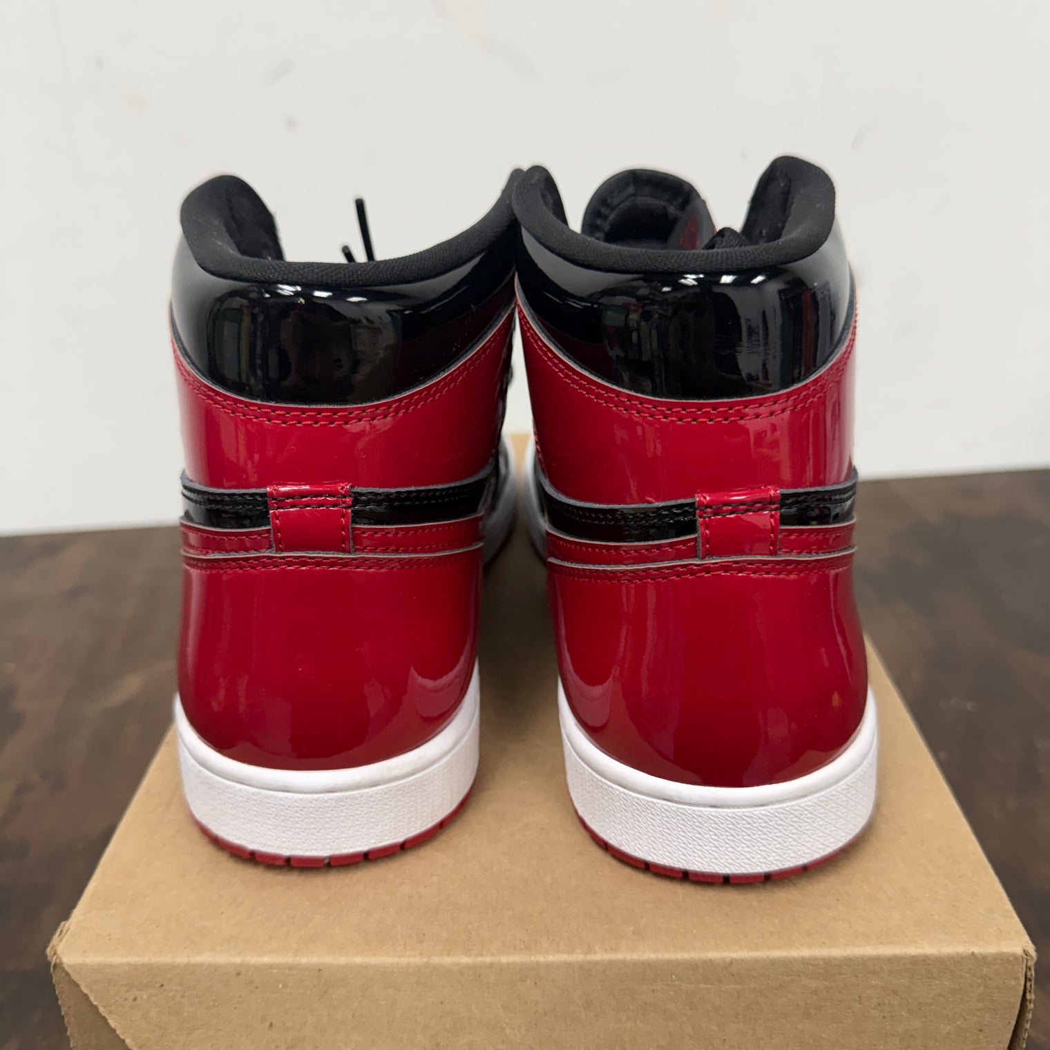 Patent Bred Jordan 1 High (USED,No Box)