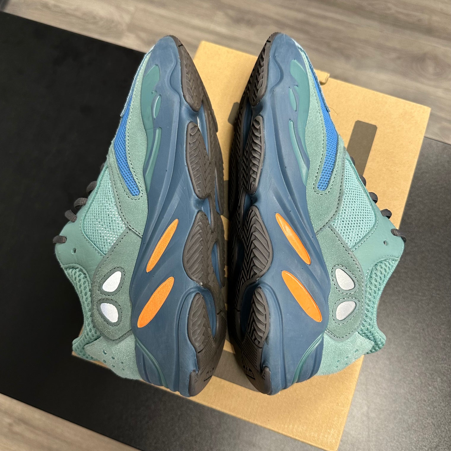 Faded Azure Yeezy 700 (USED)
