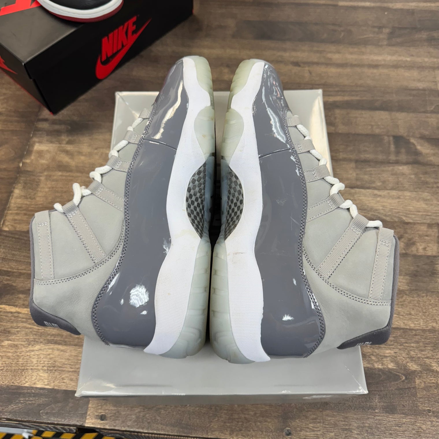 Cool Grey Jordan 11 (USED)