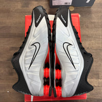 Black Metallic Silver Nike Shox R4 (2025) (USED)