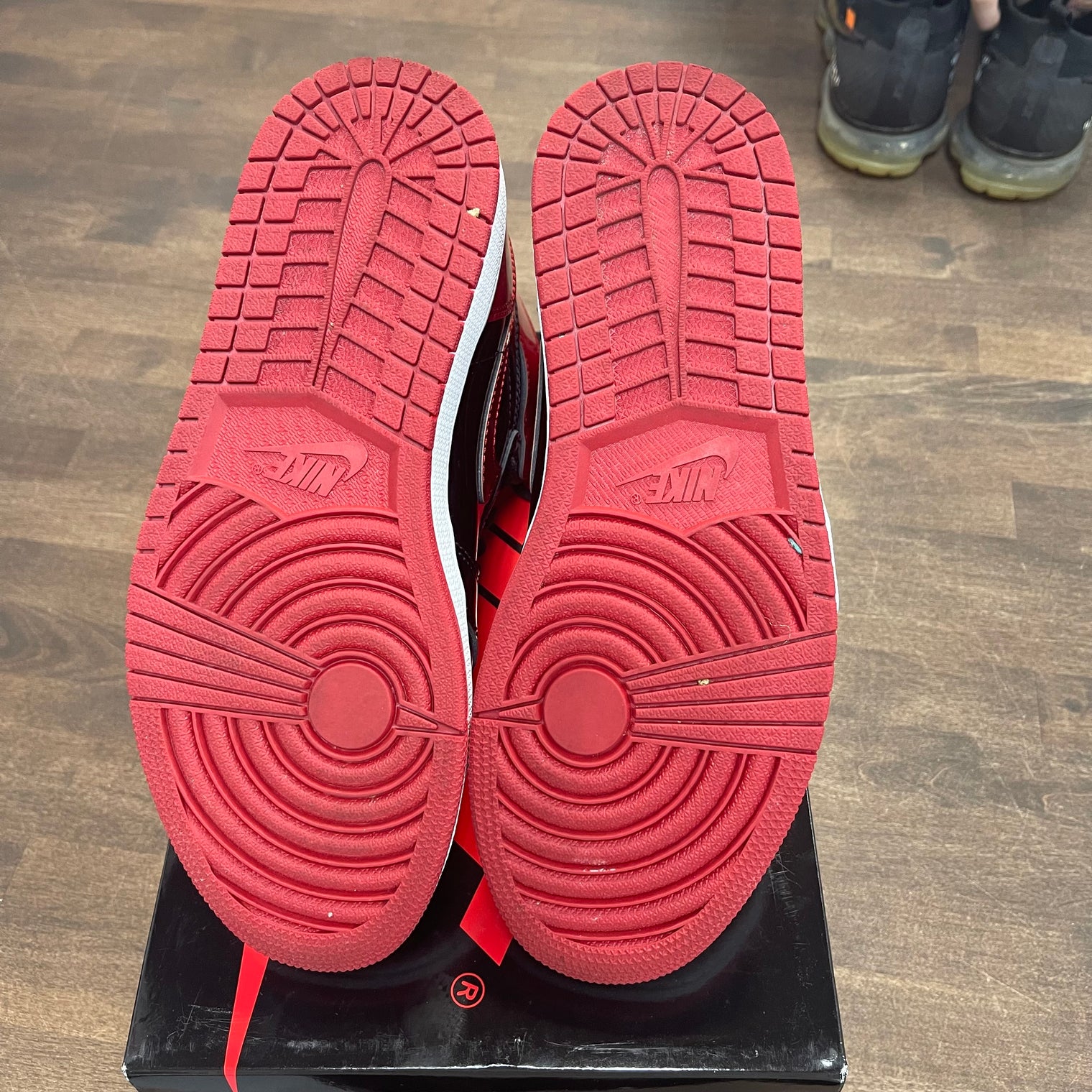 Patent Bred Jordan 1 High (USED)