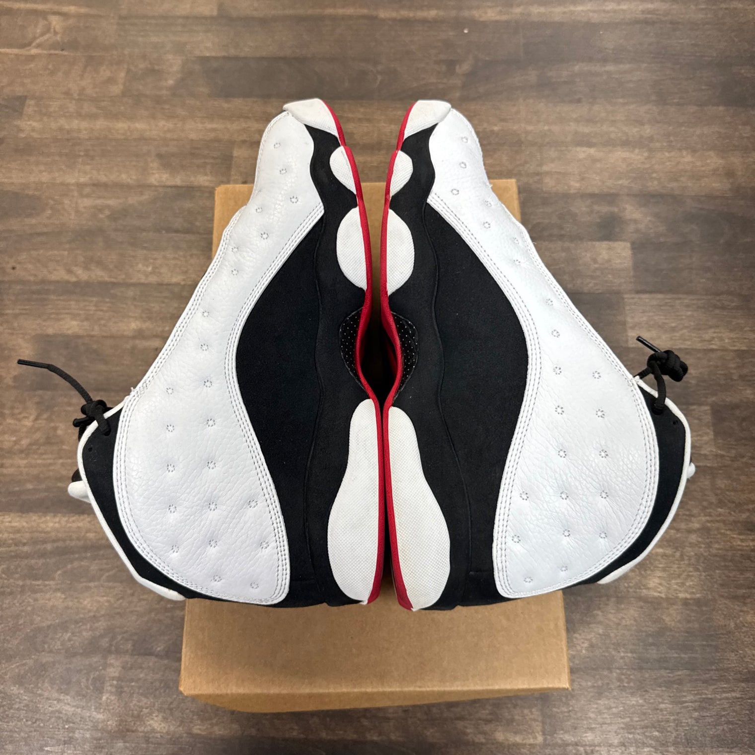 He got game Jordan 13 (USED,No Box)
