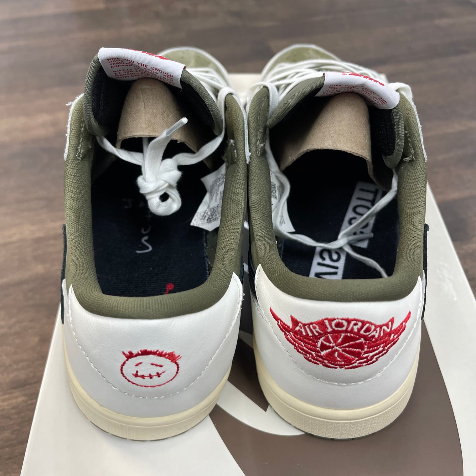 Travis Scott Medium Olive Jordan 1 Low (USED)