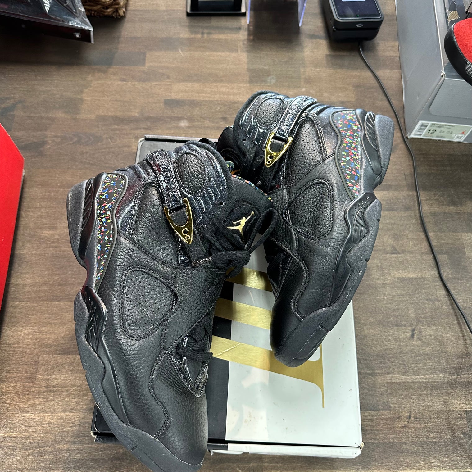 Confetti Jordan 8 Retro (USED)